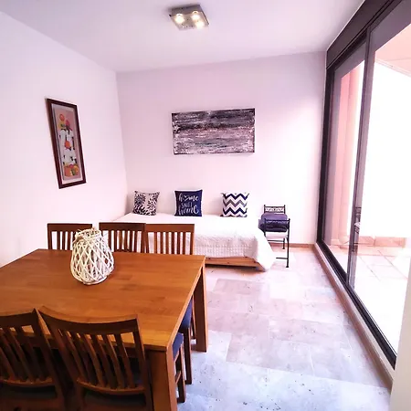 A 150m De La Playa * פלאמוס